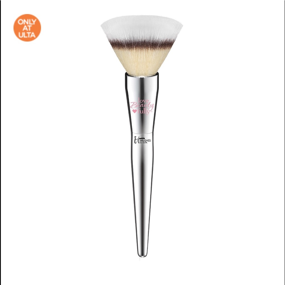 ❤️IT Love Beauty Fully Flawless Powder Brush
